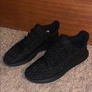 Adidas Tubular Shadow “Black”